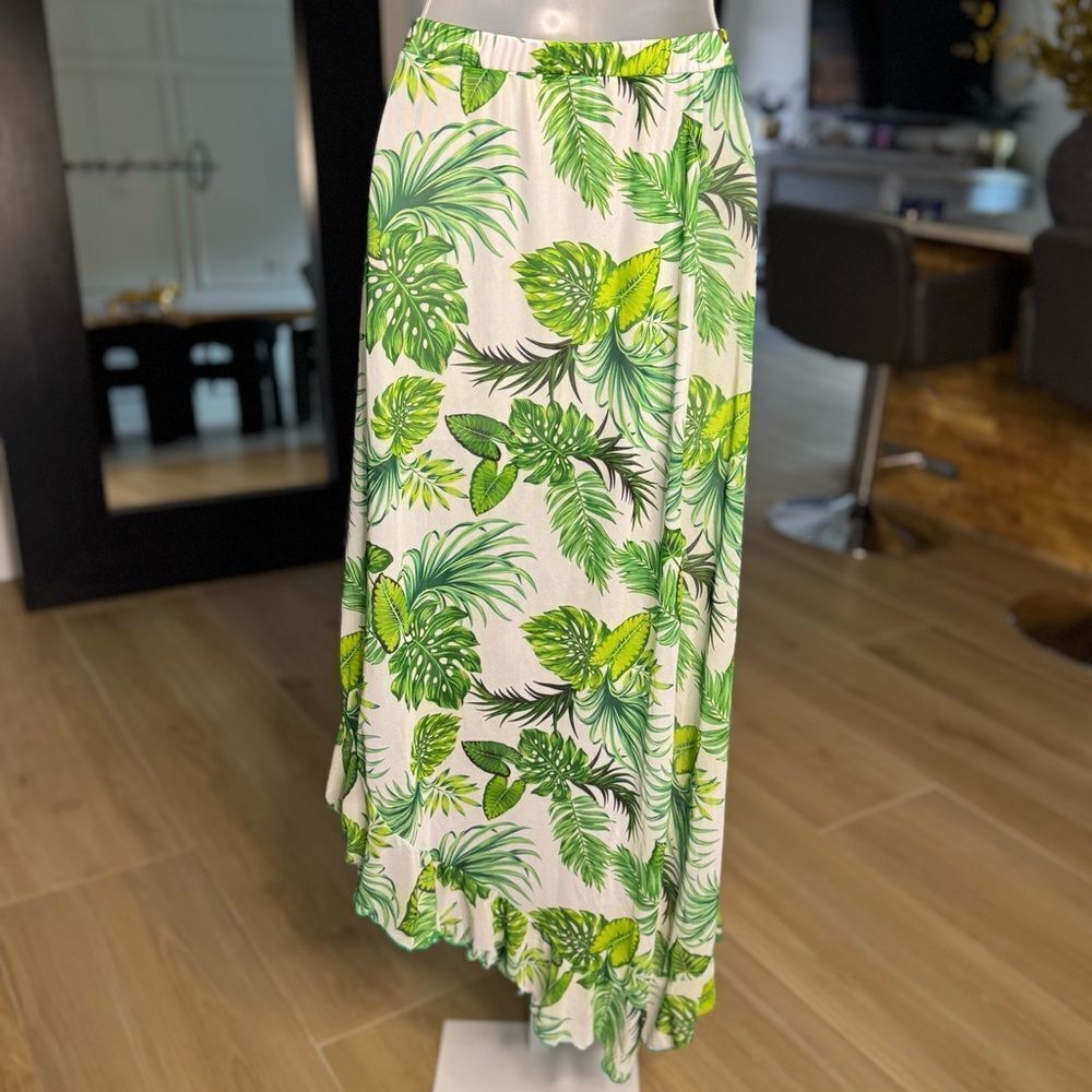 Tropical Ruffle Hem Cover Up, Size Large - Picture 9 of 13